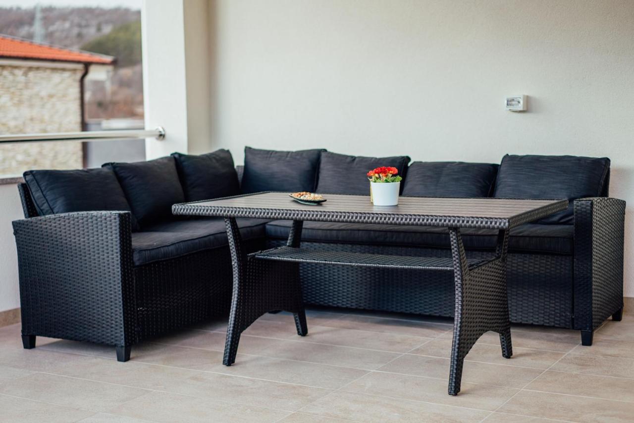 Apartman Mlikota Zagvozd Luaran gambar
